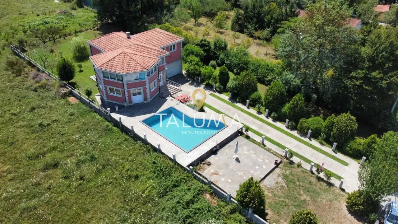 Sale, house, 300m², Jastreb, Danilovgrad