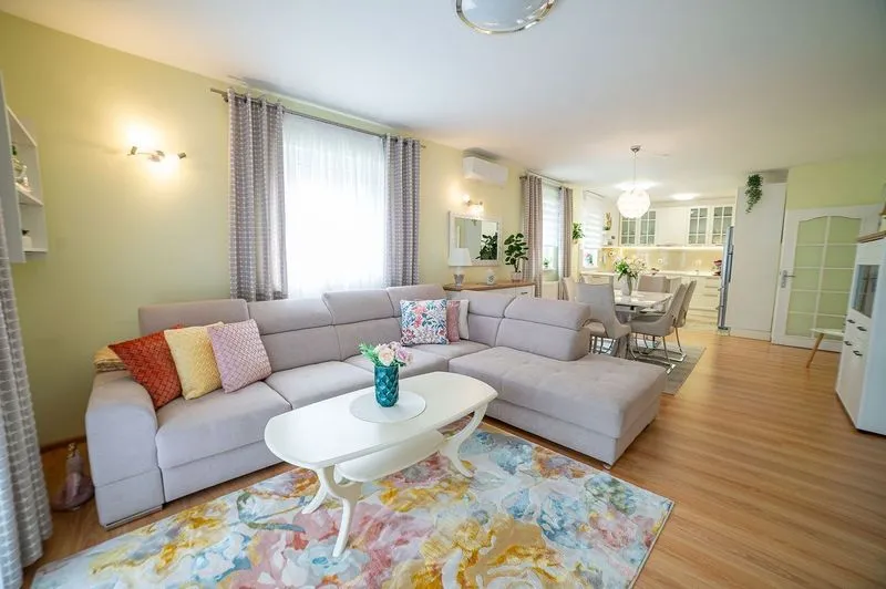 Prodaja, kuća, 178m², Klisa, Novi Sad Sve Podlokacije