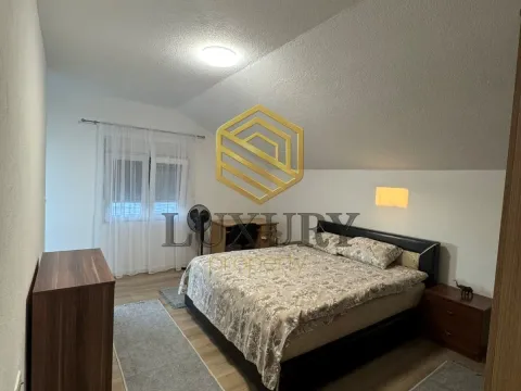 Rent, two bedroom apartment, 100m², Donja Gorica, Podgorica - image 11