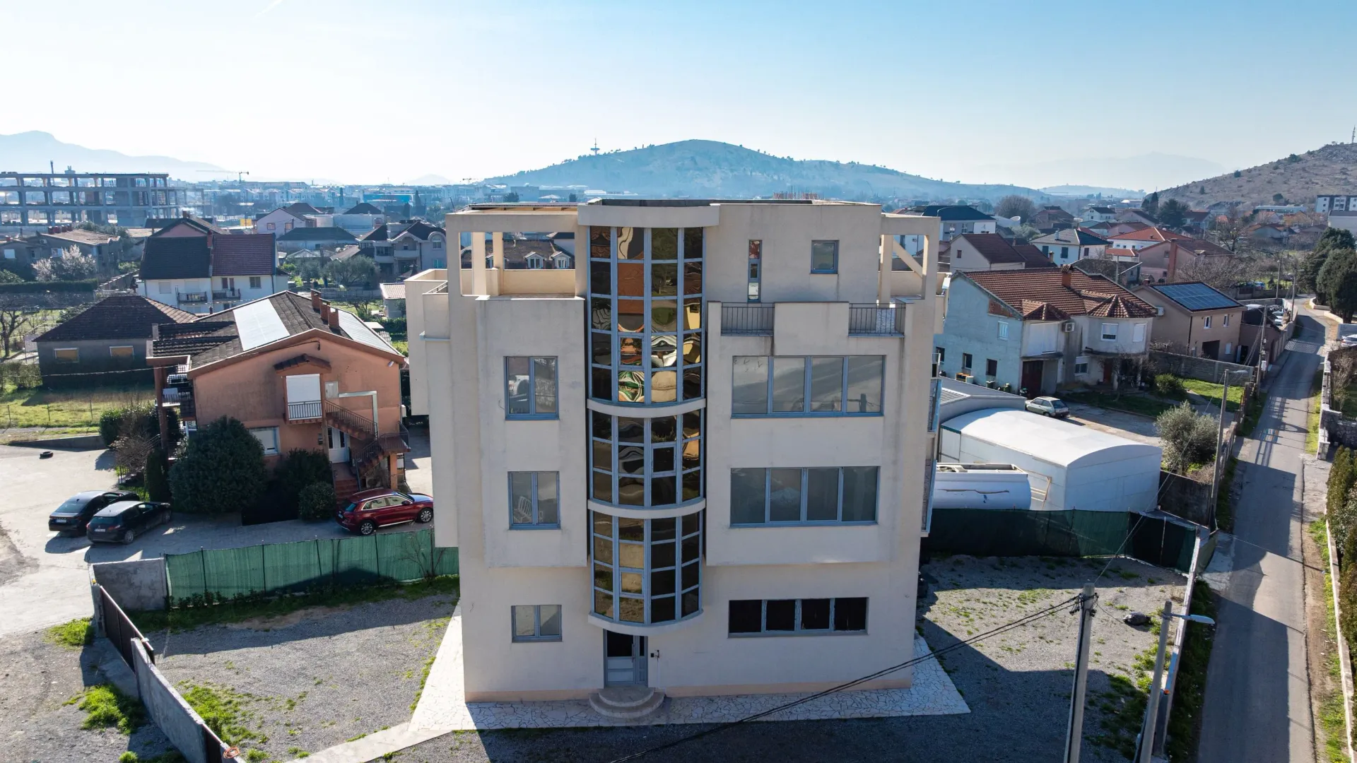 Rent, office space, 600m², Gornja Gorica, Podgorica