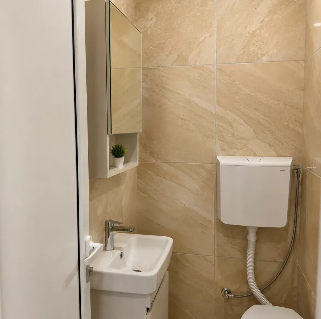 Rent, house, 337m², Stari Aerodrom, Podgorica