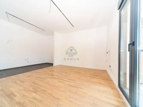 Prodaja, trosoban stan, 90m², Zagorič, Podgorica - image 14