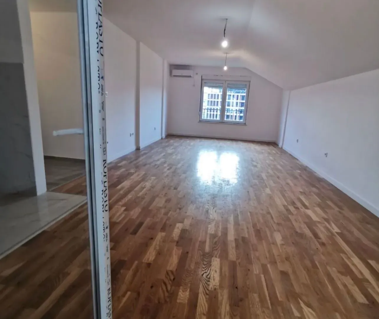 Prodaja, jednosoban stan, 68m², Ljubović, Podgorica