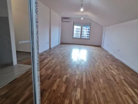 Prodaja, jednosoban stan, 68m², Ljubović, Podgorica - image 9