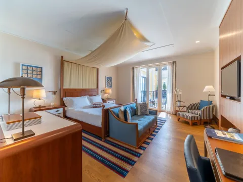 Sale, two bedroom apartment, 178m², Porto Montenegro, Tivat - image 9