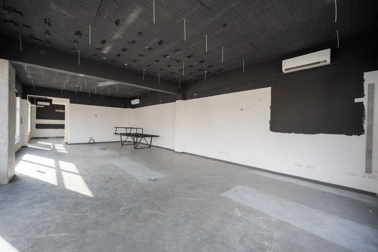 Rent, office space, 371m², Stari Aerodrom, Podgorica