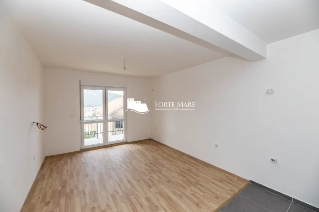 Prodaja, jednosoban stan, 43m², Đenovići, Herceg Novi