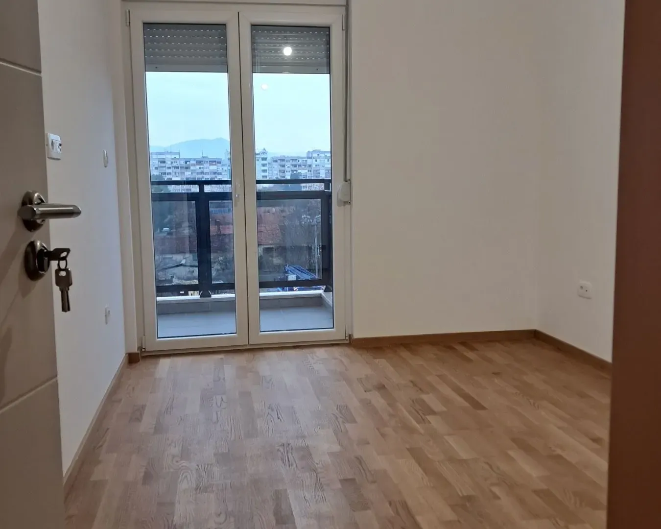 Rent, one bedroom apartment, 45m², Pobrežje, Podgorica