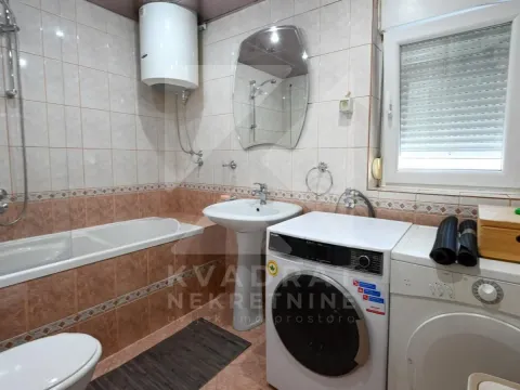 Rent, three bedroom apartment, 106m², Momišići, Podgorica - image 14