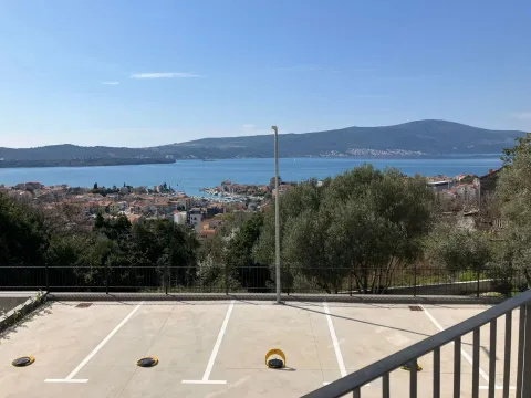Rent, one bedroom apartment, 42m², Tripovići, Tivat - image 2