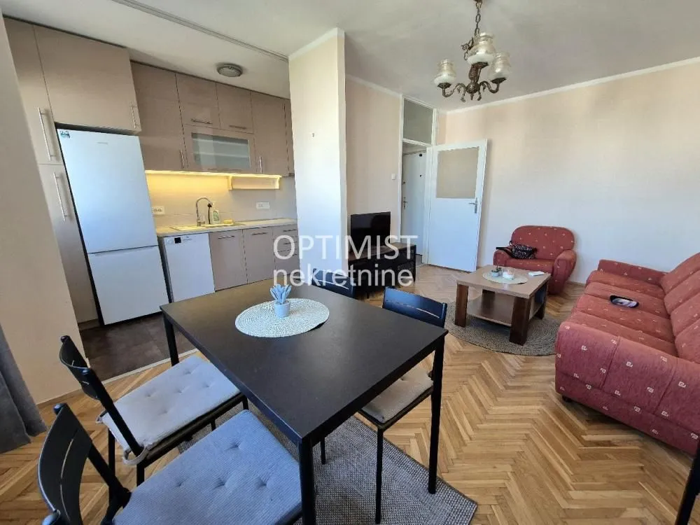 Rent, three bedroom apartment, 56m², Čukarica, Beograd