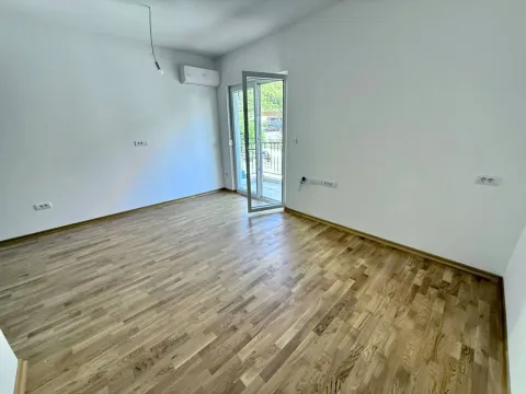 Prodaja, garsonjera, 31m², Centar, Budva - image 2