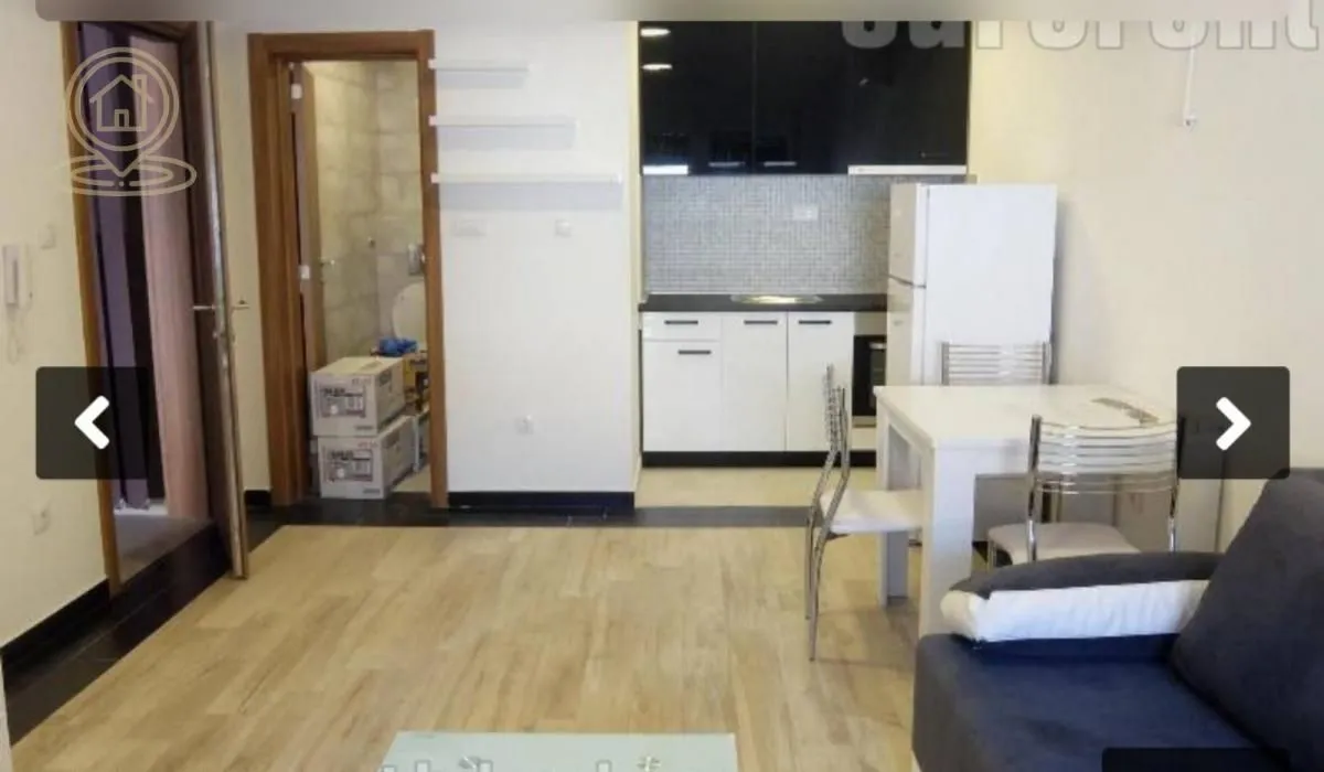 Izdavanje, jednosoban stan, 25m², Savski Venac, Beograd