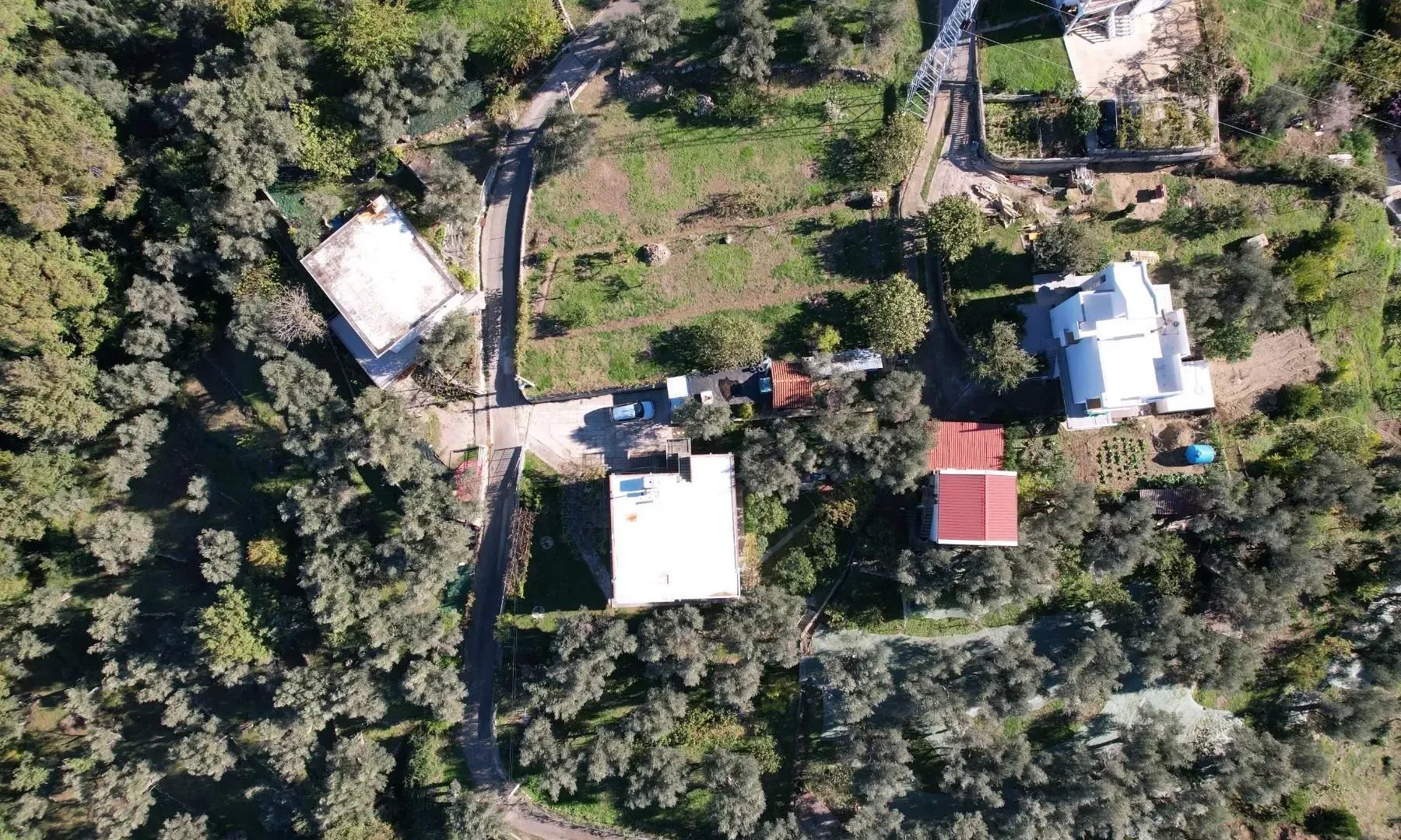 Prodaja, plac, 2400m², Bar, Crna Gora
