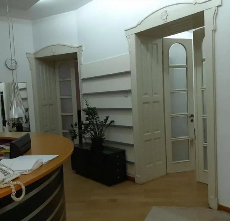 Rent, office space, 185m², Stari Grad, Beograd