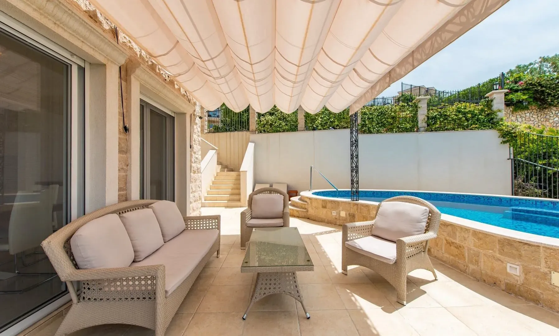 Sale, house, 270m², Reževići, Budva