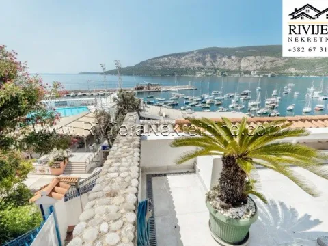 Sale, three bedroom apartment, 244m², Centar, Herceg Novi - image 47