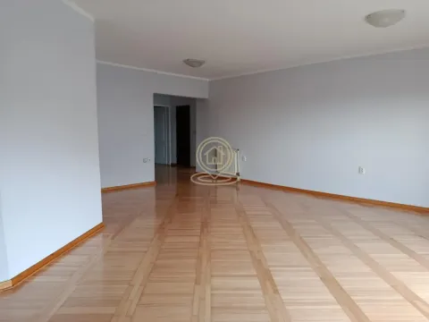 Rent, four bedroom apartment, 125m², Savski Venac, Beograd - image 9