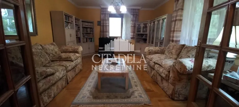 Prodaja, kuća, 143m², Meljak, Barajevo