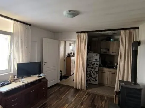 Prodaja, kuća, 451m², Jakovo, Surčin - image 18