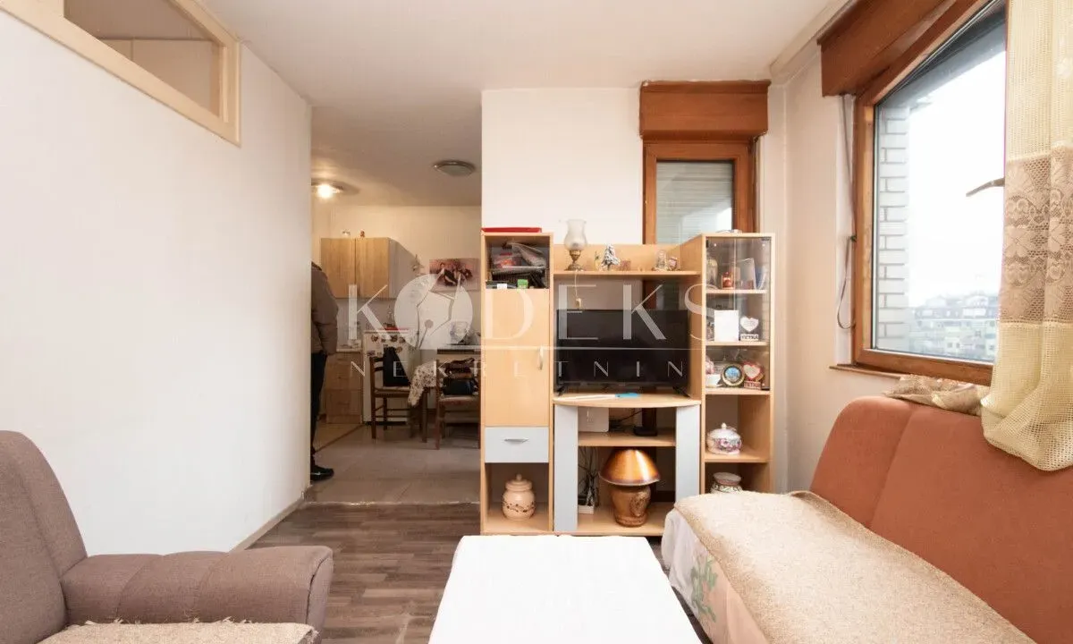 Izdavanje, jednosoban stan, 40m², Stari Aerodrom, Podgorica