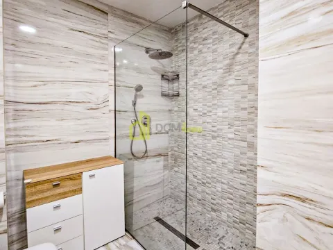 Izdavanje, trosoban stan, 95m², Momišići, Podgorica - image 27