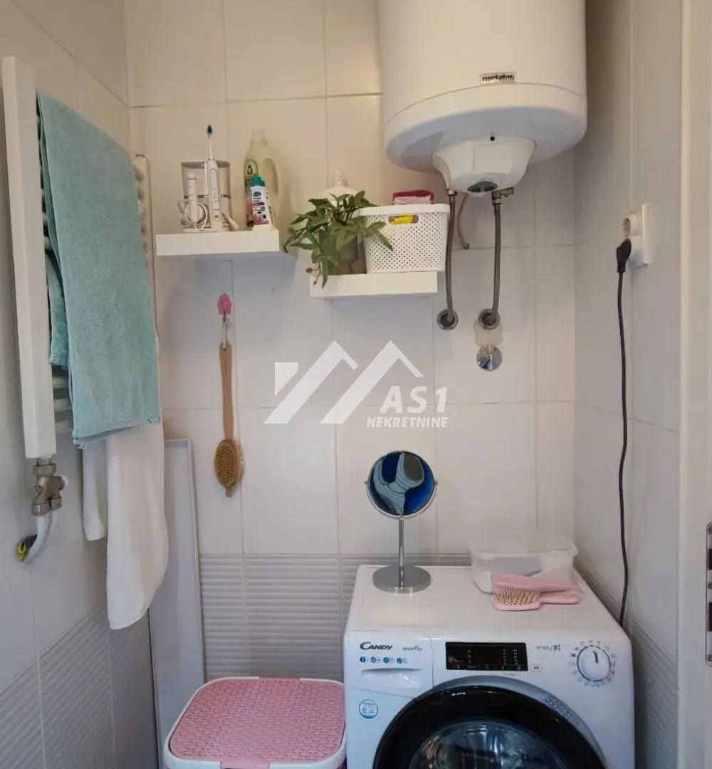 Izdavanje, dvosoban stan, 62m², Novi Sad Sve Podlokacije, Novi Sad