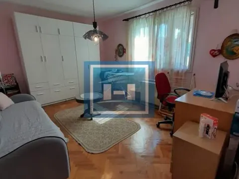 Prodaja, kuća, 216m², Gloždak, Paraćin - image 26