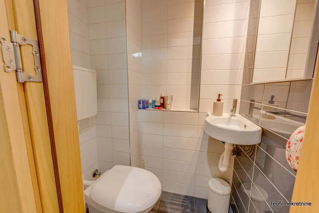 Rent, three bedroom apartment, 82m², Stari Grad, Beograd