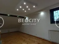 Izdavanje, kuća, 260m², Centar, Novi Sad - image 1