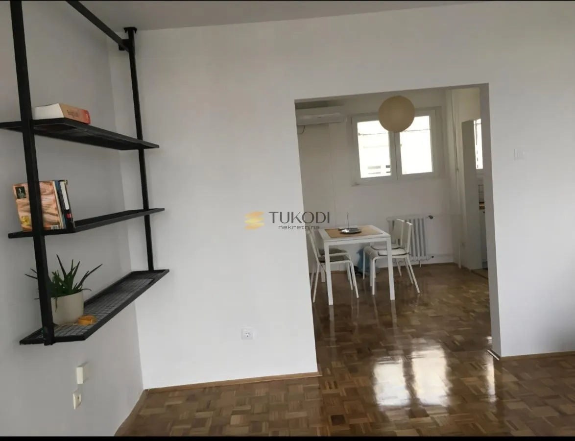 Izdavanje, dvosoban stan, 62m², Novi Beograd Blok 70, Novi Beograd Sve Podlokacije