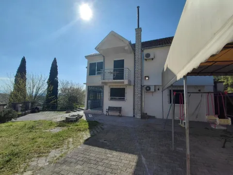 Prodaja, kuća, 200m², Doljani, Podgorica - image 2