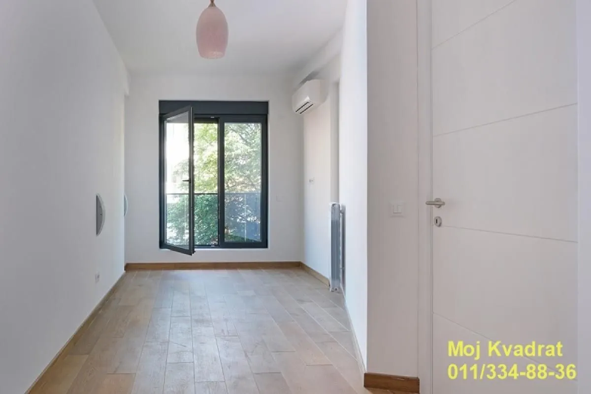Prodaja, dvosoban stan, 83m², Kalenić Pijaca, Vračar Sve Podlokacije