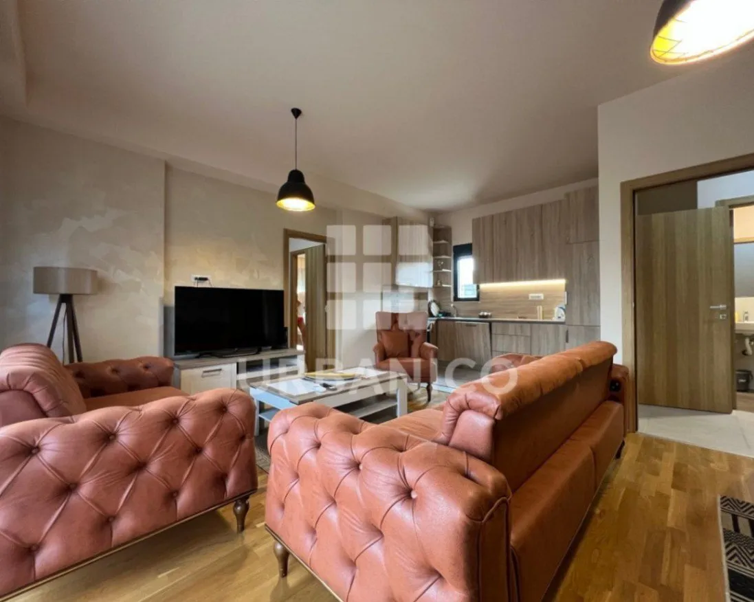 Izdavanje, dvosoban stan, 76m², Dalmatinska ulica, Podgorica