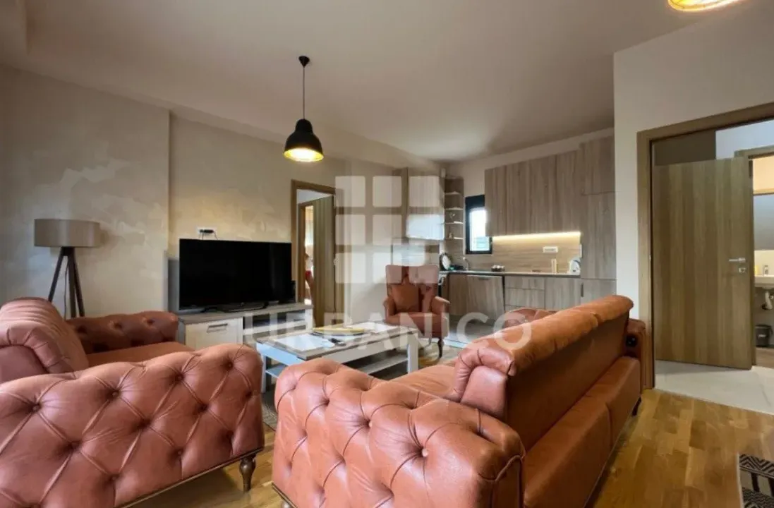 Izdavanje, dvosoban stan, 76m², Dalmatinska ulica, Podgorica