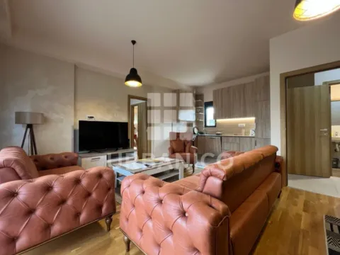 Izdavanje, dvosoban stan, 76m², Dalmatinska ulica, Podgorica - image 1