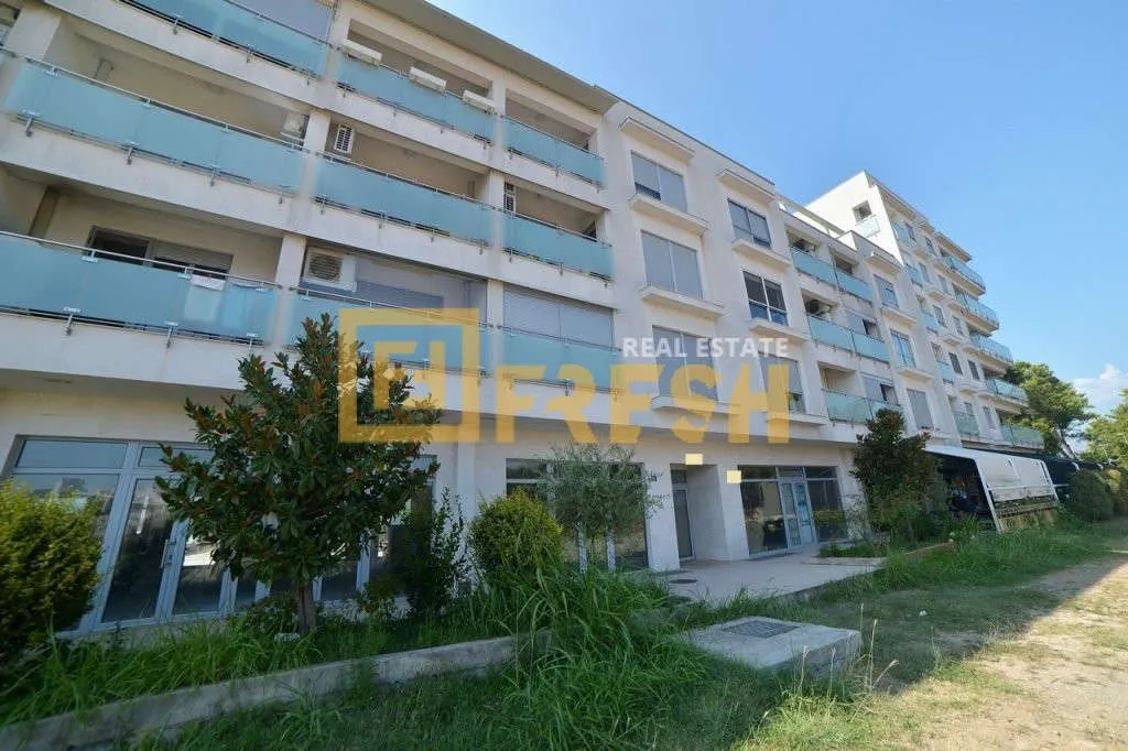 Prodaja, poslovni prostor, 172m², Tološi, Podgorica