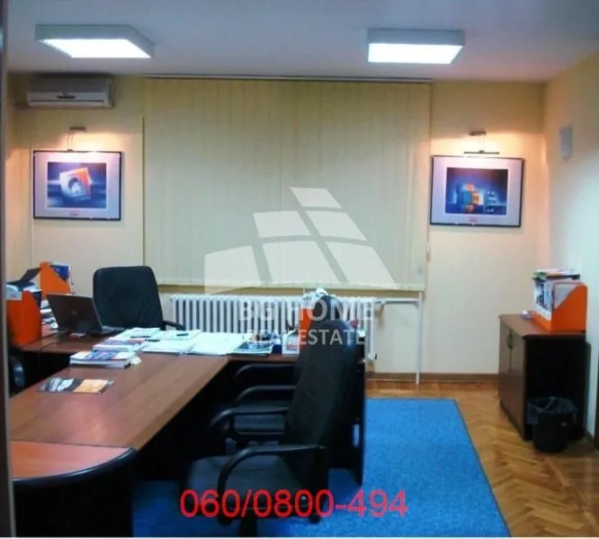 Rent, office space, 350m², Čukarica, Beograd