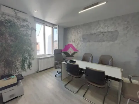 Prodaja, četvorosoban stan, 118m², Đeram Pijaca, Beograd - image 14