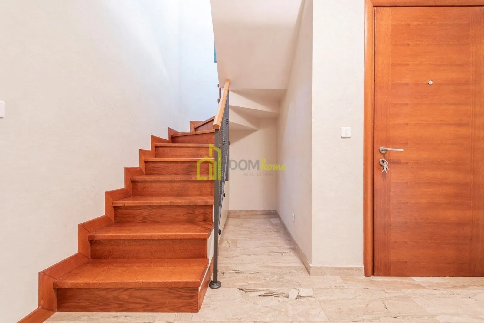 Prodaja, trosoban stan, 127m², Momišići, Podgorica