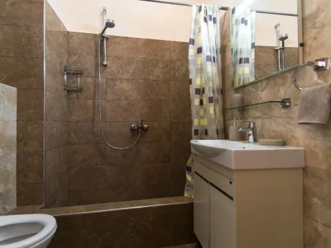 Prodaja, trosoban stan, 104m², Budva, Crna Gora - image 18