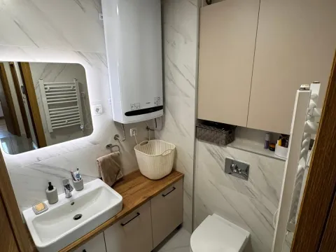 Sale, two bedroom apartment, 72m², New City, Podgorica - image 11