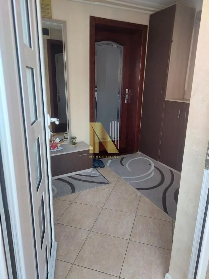 Prodaja, kuća, 102m², Cara Dušana, Novi Sad Sve Podlokacije