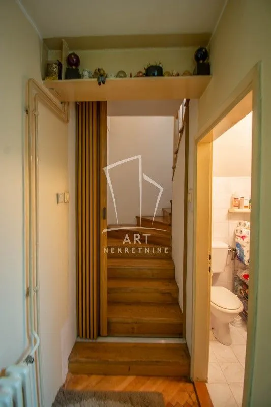 Sale, three bedroom apartment, 94m², Dorćol Sve Podlokacije, Beograd
