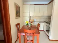 Izdavanje, dvosoban stan, 85m², Rafailovići, Budva - image 5