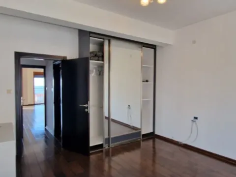 Sale, three bedroom apartment, 152m², Petrovac, Budva - image 3