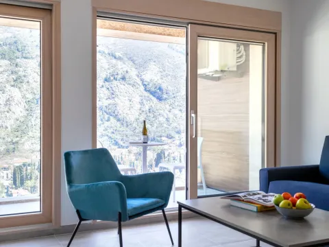 Sale, three bedroom apartment, 73m², Kotor, Crna Gora - image 8