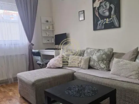 Izdavanje, jednosoban stan, 37m², Bulevar Evrope, Novi Sad Sve Podlokacije - image 8