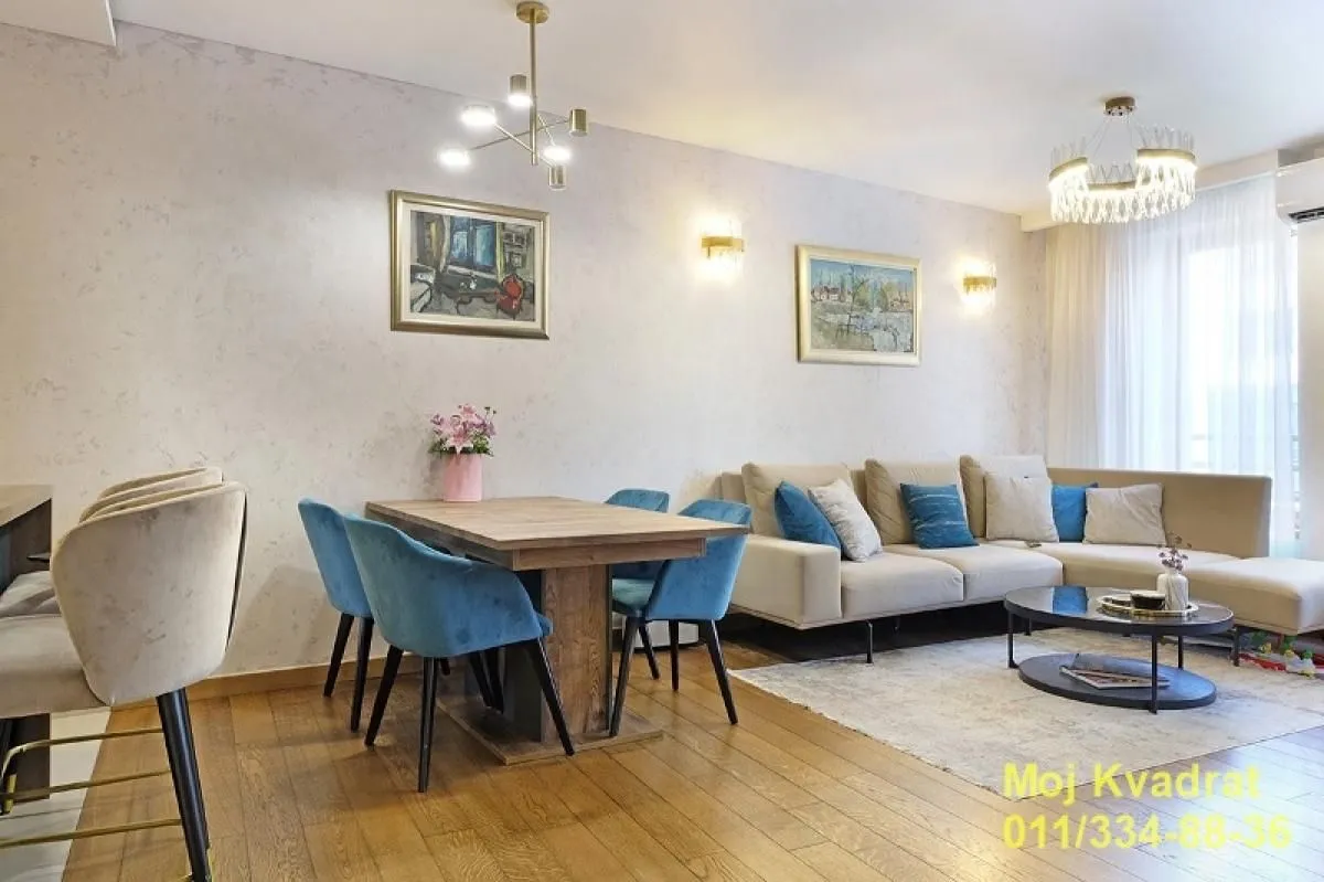 Prodaja, četvorosoban stan, 115m², Južni Bulevar, Vračar Sve Podlokacije