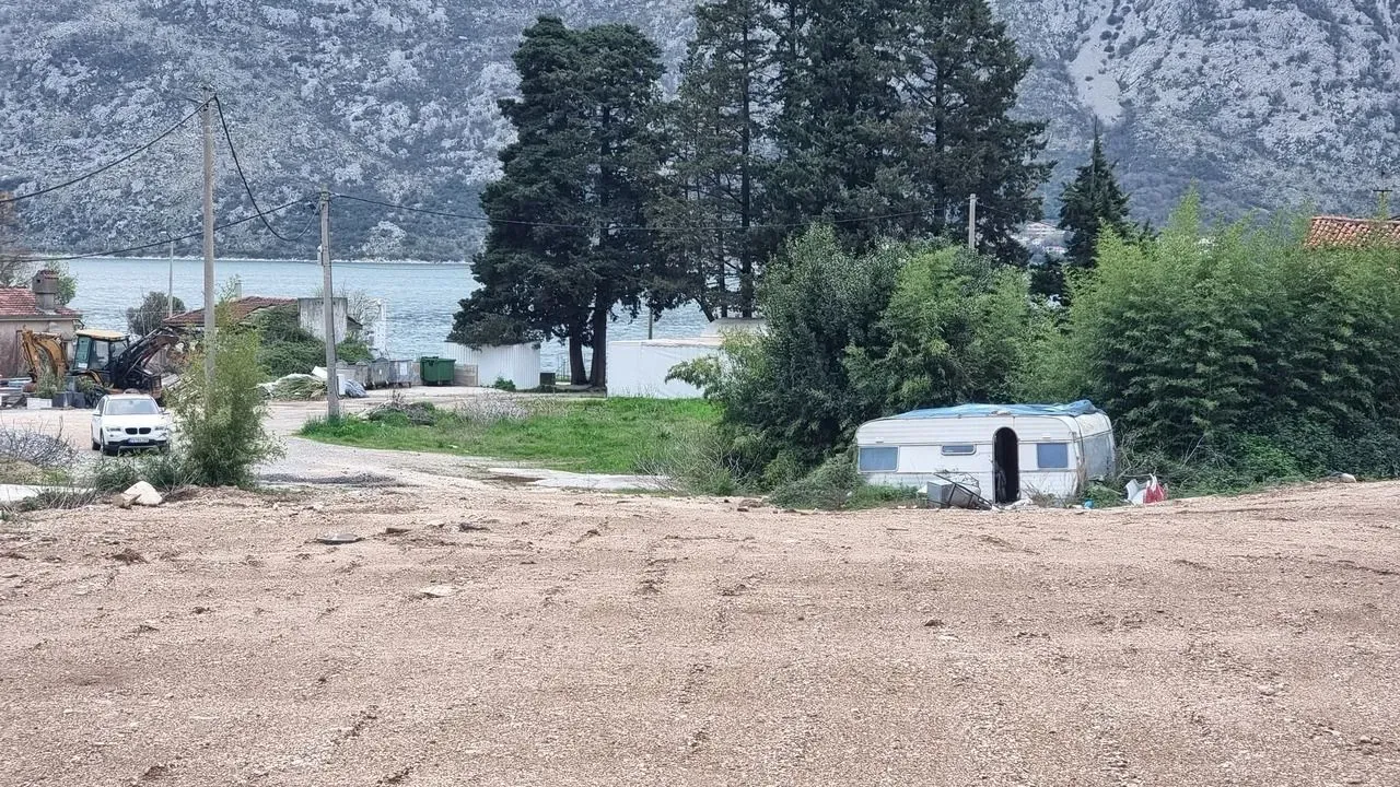 Sale, land lot, 1747m², Stoliv, Kotor